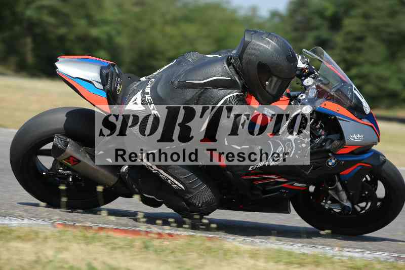 /Archiv-2023/28 05.06.2023 Moto Club Anneau du Rhin/rouge-expert/1